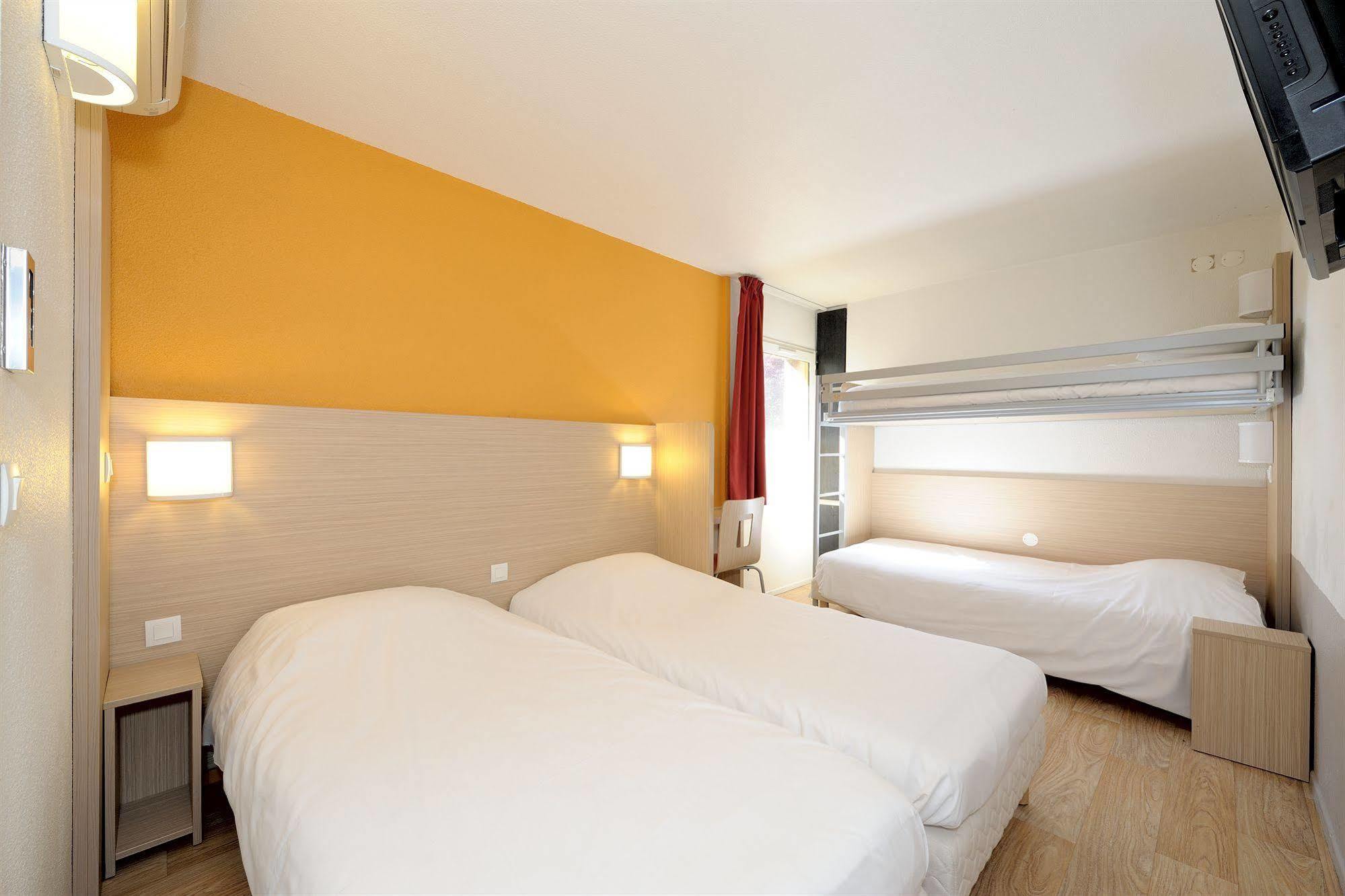 Hotel Kennedy Parc Des Expositions Тарб Экстерьер фото